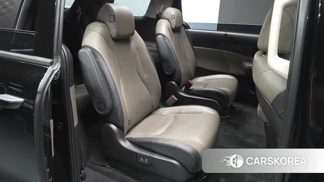 Kia The New Carnival 4th Generation 2024 Черный из Кореи, фото 3