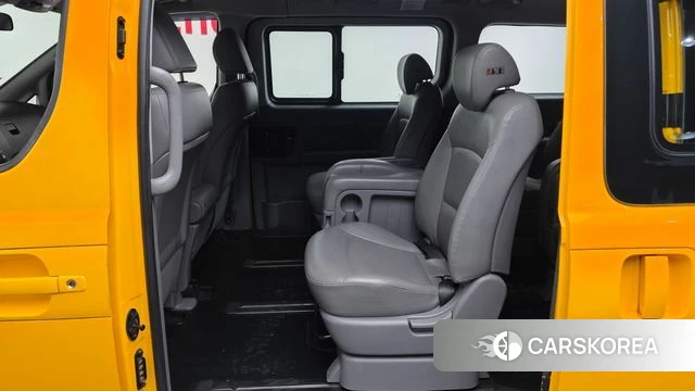 Hyundai The New Grand Starex 2018 Желтый из Кореи, фото 3