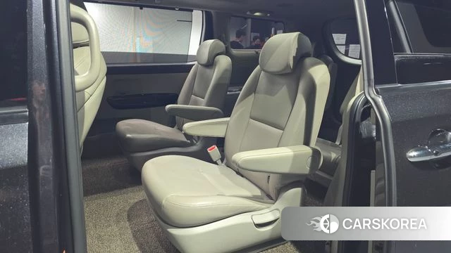 Kia The New Carnival 2018 Черный из Кореи, фото 3