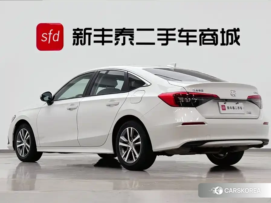 Honda Civic 2023 Белый из Китая, фото 3