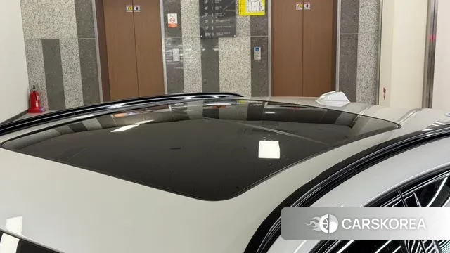 BMW X6M (G06) 2024 Жемчужный цвет из Кореи, фото 3