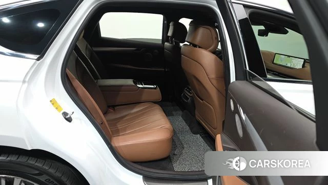 Genesis Electrified G80 (RG3) 2021 Белый из Кореи, фото 3