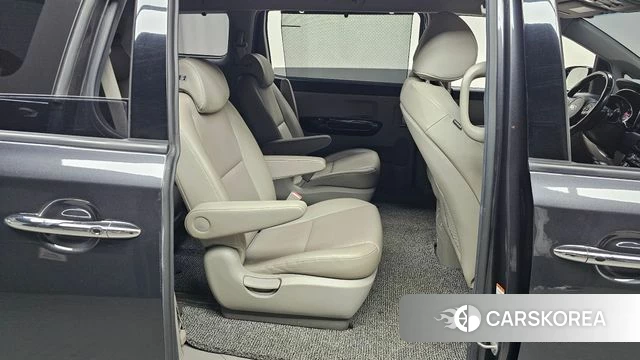 Kia The New Carnival 2019 Серый из Кореи, фото 3
