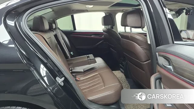 BMW 5 Series (G30) 2020 Черный из Кореи, фото 3