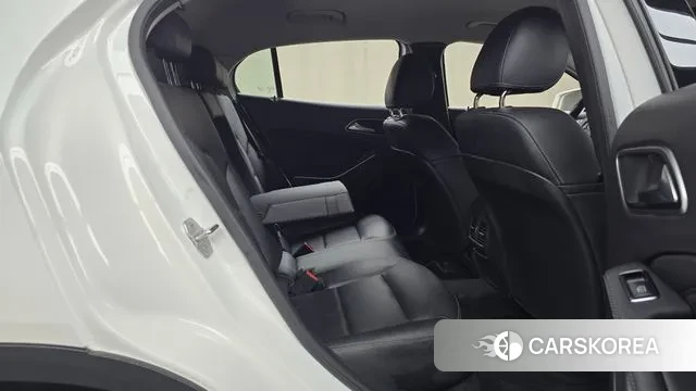 Mercedes-Benz GLA-Class X156 2018 Белый из Кореи, фото 3