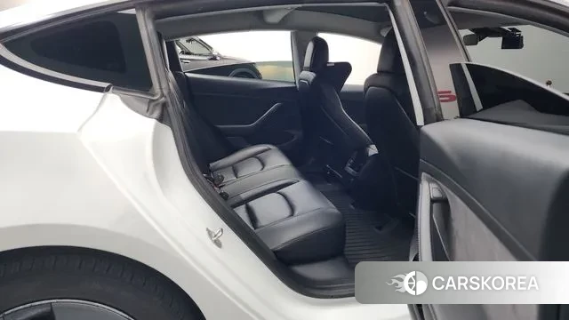 Tesla Model 3 2022 Белый из Кореи, фото 3