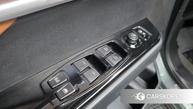 Ssangyong Torres 2023 Зеленый из Кореи, фото 3