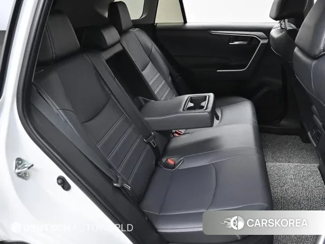Toyota RAV4 5th Generation 2025 Белый из Кореи, фото 3