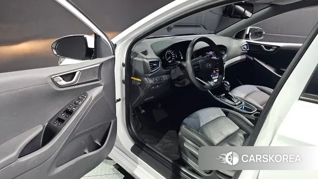 Hyundai Ionic Hybrid 2019 Белый из Кореи, фото 3