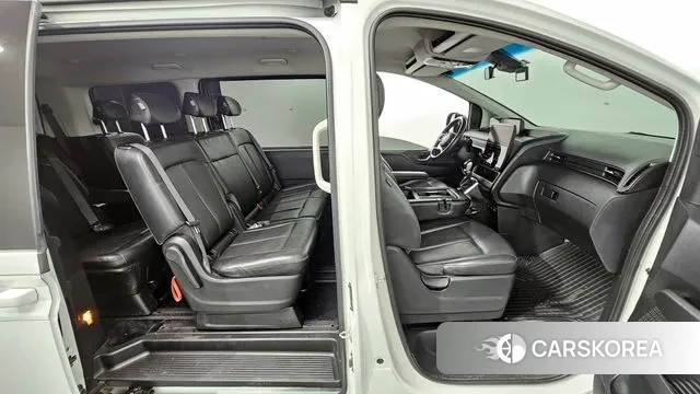 Hyundai Staria 2022 Белый из Кореи, фото 3