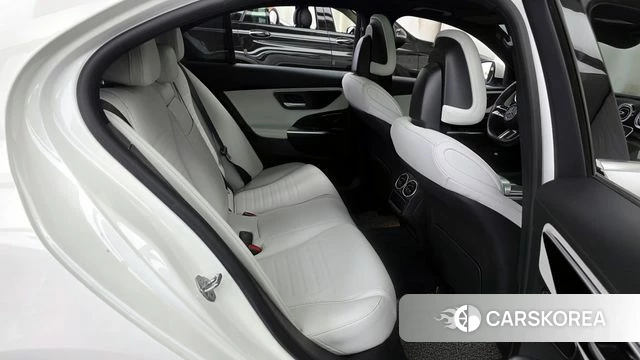 Mercedes-Benz C-Class W206 2023 Белый из Кореи, фото 3