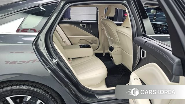 Kia The New K8 Hybrid 2024 Серый из Кореи, фото 3