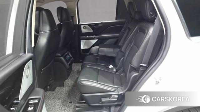 Lincoln Aviator 2nd generation 2020 Белый из Кореи, фото 3