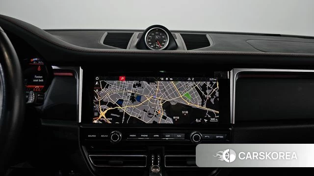 Porsche Macan 2021 Белый из Кореи, фото 3