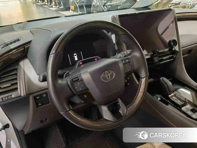 Toyota Elfa 2025 Белый из Китая, фото 3