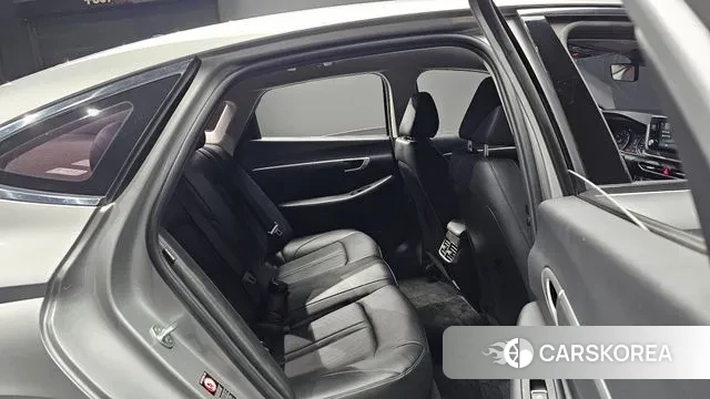 Hyundai Sonata (DN8) 2020 Серебристо-серый из Кореи, фото 3