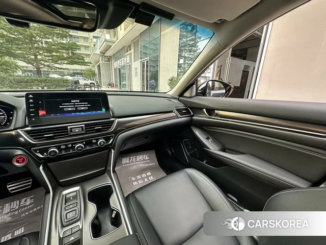 Honda Accord 2022 Серебристо-серый из Китая, фото 3