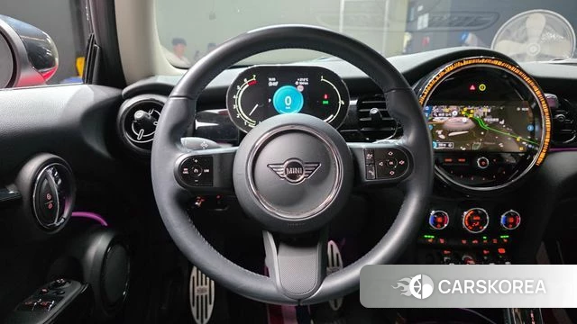 Mini Cooper 2022 Красный из Кореи, фото 3
