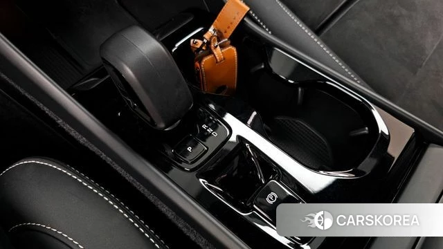 Volvo XC40 2025 Черный из Кореи, фото 3