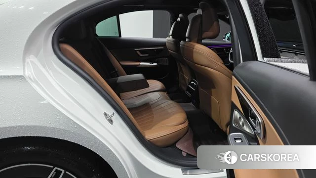 Mercedes-Benz E-Class W214 2025 Белый из Кореи, фото 3