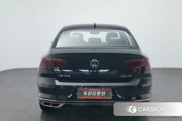 Volkswagen Magotan 2025 Черный из Китая, фото 3