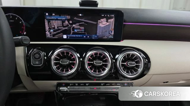 Mercedes-Benz A-Class W177 2024 Синий из Кореи, фото 3