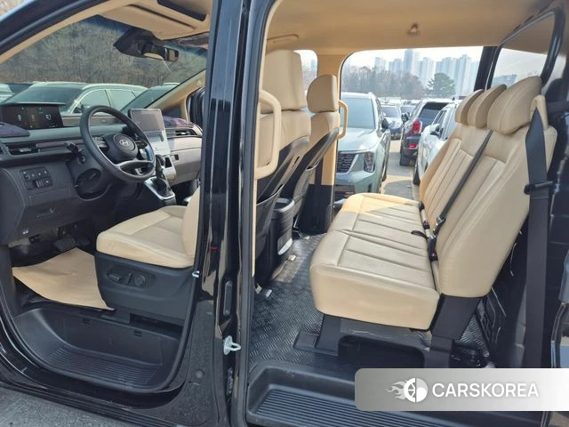 Hyundai Staria 2025 Черный из Кореи, фото 3