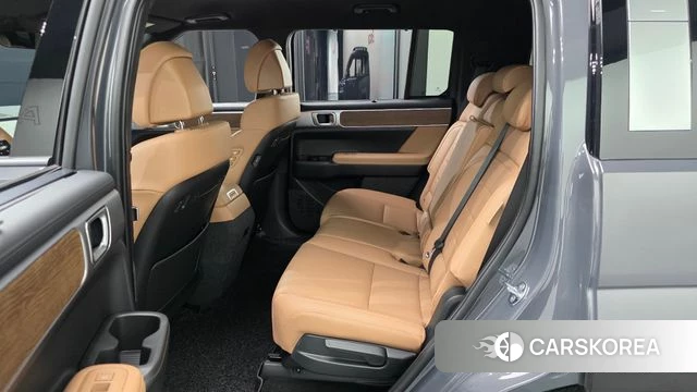 Hyundai Santa Fe (MX5) 2026 Серый из Кореи, фото 3