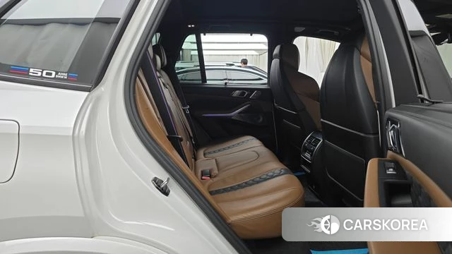 BMW X5M (G05) 2021 Белый из Кореи, фото 3