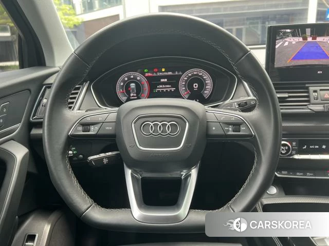 Audi Q5L 2021 Черный из Китая, фото 3
