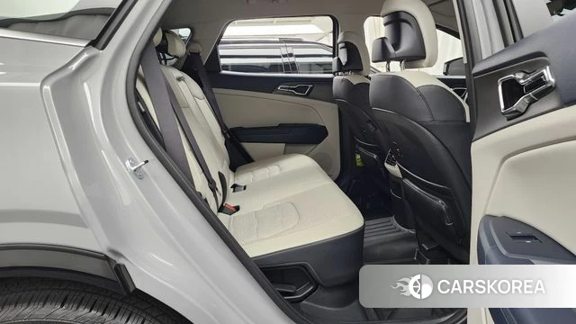 Kia The New Sportage 5th Generation Hybrid 2025 Серебристо-серый из Кореи, фото 3