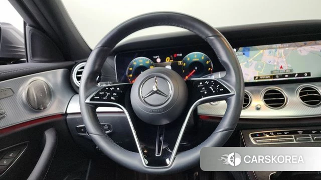 Mercedes-Benz E-Class W213 2021 Серый из Кореи, фото 3