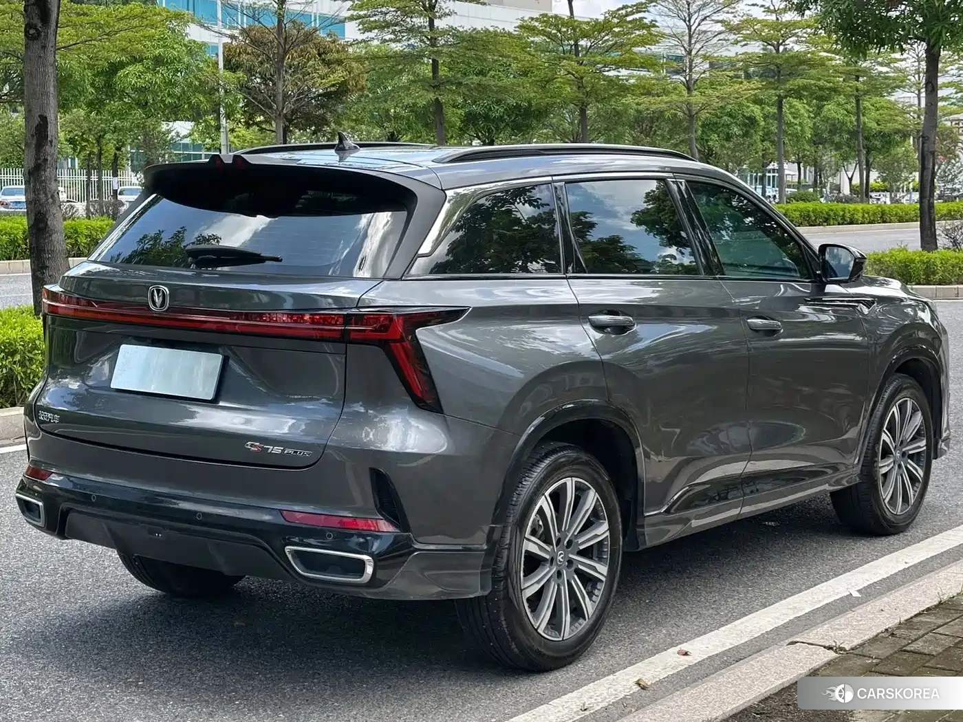 Chang'an CS75PLUS 2025 Silver/gray из Китая, фото 3