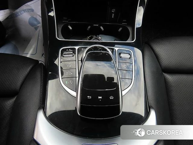 Mercedes-Benz C-Class W205 2020 Белый из Кореи, фото 3