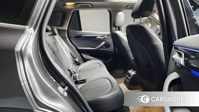 BMW X1 (F48) 2022 Серый из Кореи, фото 3