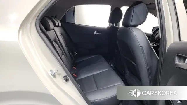 Kia Morning Urban (JA) 2023 Жемчужный цвет из Кореи, фото 3