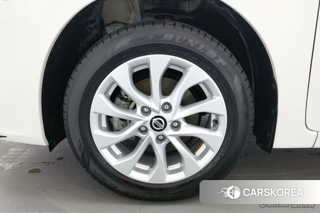 Nissan Xuan Yi 2019 Белый из Китая, фото 3