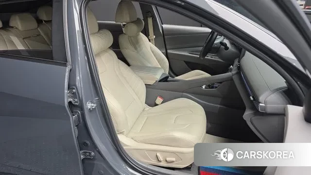 Hyundai The New Avante (CN7) 2024 Серый из Кореи, фото 3