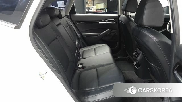 Kia Seltos 2022 Белый из Кореи, фото 3