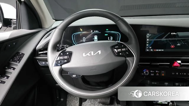 Kia Di Ol Nu Niro 2022 Белый из Кореи, фото 3