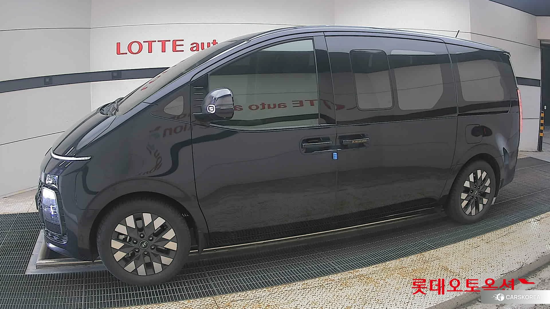 Hyundai Staria Lounge 2022 Другое из Кореи, фото 3
