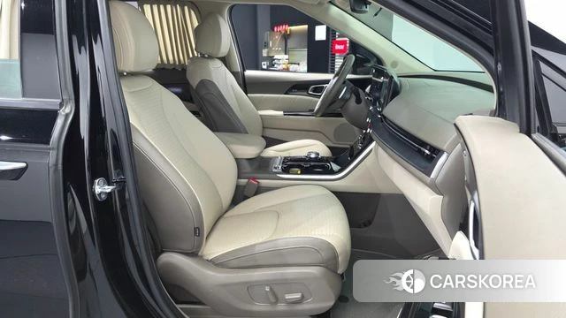 Kia Carnival 4th generation 2022 Черный из Кореи, фото 3