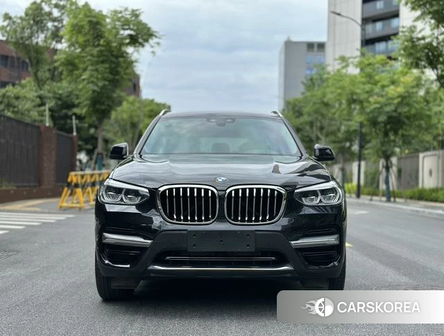 BMW X3 2021 Черный из Китая, фото 3