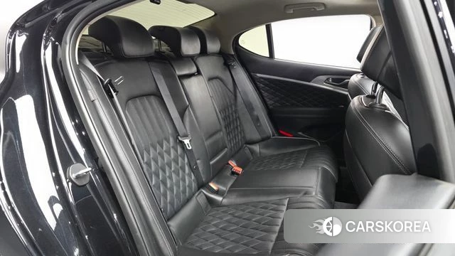 Genesis The New G70 2021 Черный из Кореи, фото 3