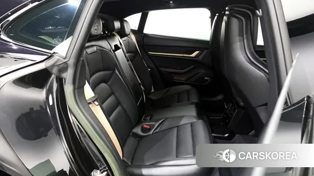 Porsche Taycan 2023 Черный из Кореи, фото 3