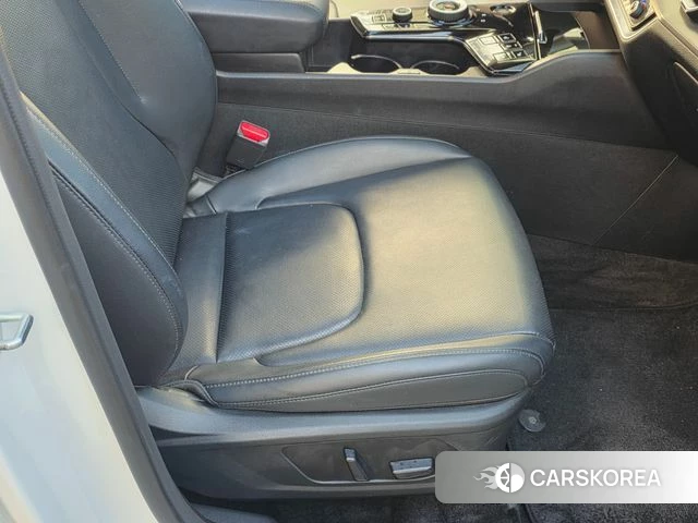 Kia Sportage 5th Generation 2023 Белый из Кореи, фото 3