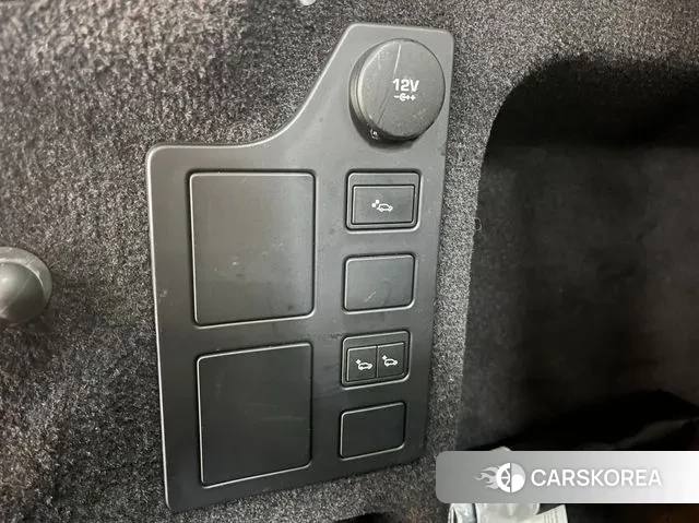 Land Rover Discovery 5 2018 Черный из Кореи, фото 3