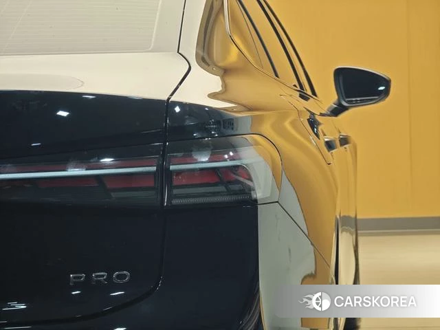 Volkswagen Passat 2026 Черный из Китая, фото 3