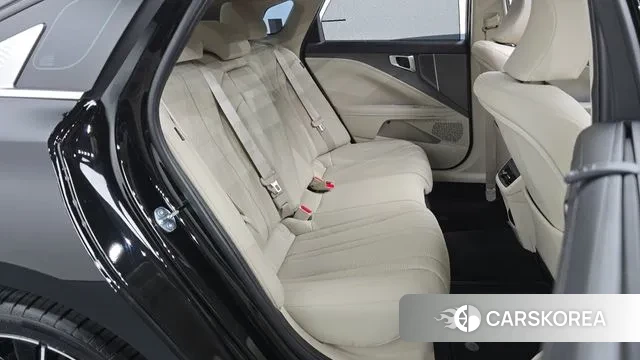 Kia The New K8 Hybrid 2025 Черный из Кореи, фото 3