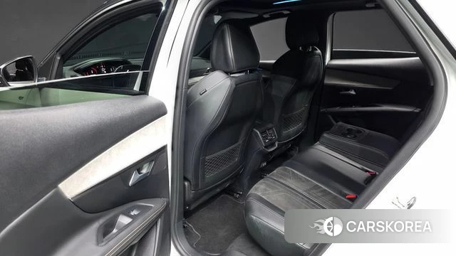Peugeot 3008 second generation 2021 Белый из Кореи, фото 3